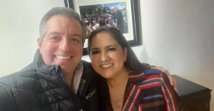Dejan cargos Omar del Valle y Célida López